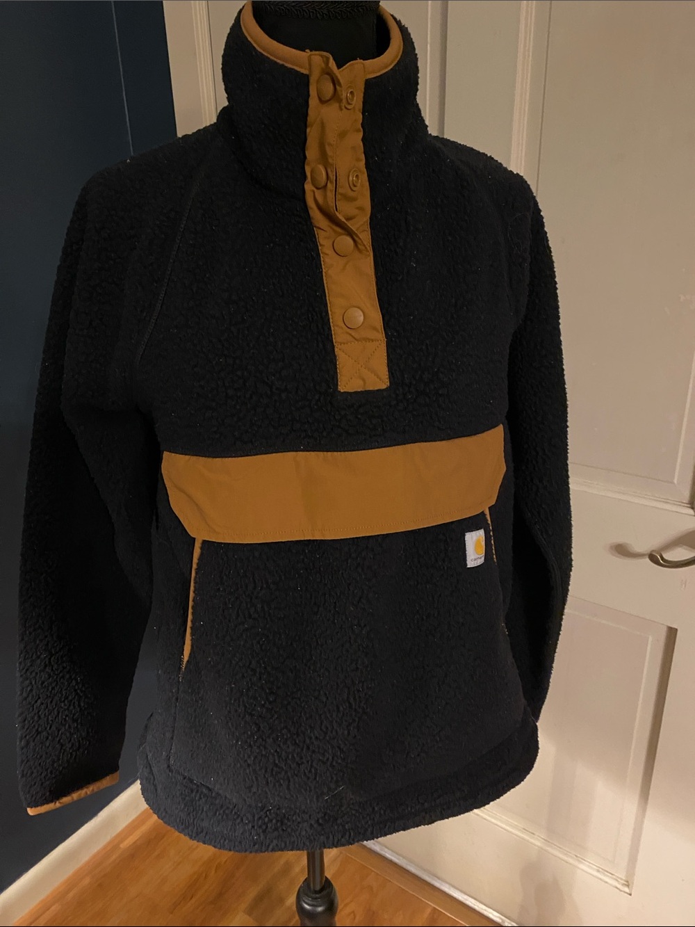 Carhartt Black Sherpa Pullover with Tan Contrast S